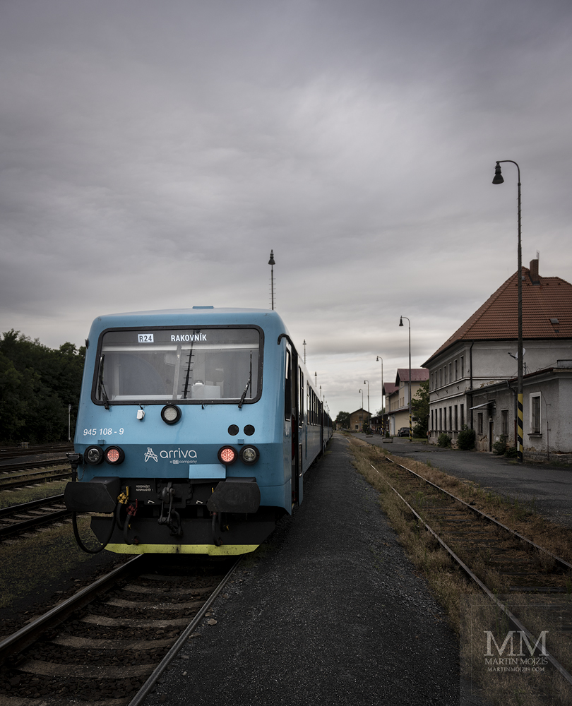Motorový vlak Arriva 945 108-9. Nádraží Rakovník.