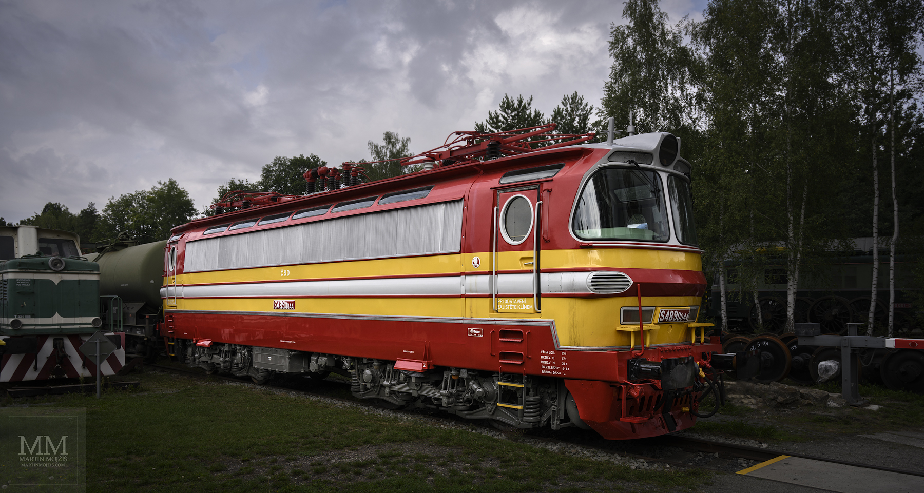 Locomotive S 485.044.