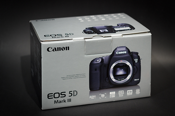 Canon EOS 5D Mark III - krabice.
