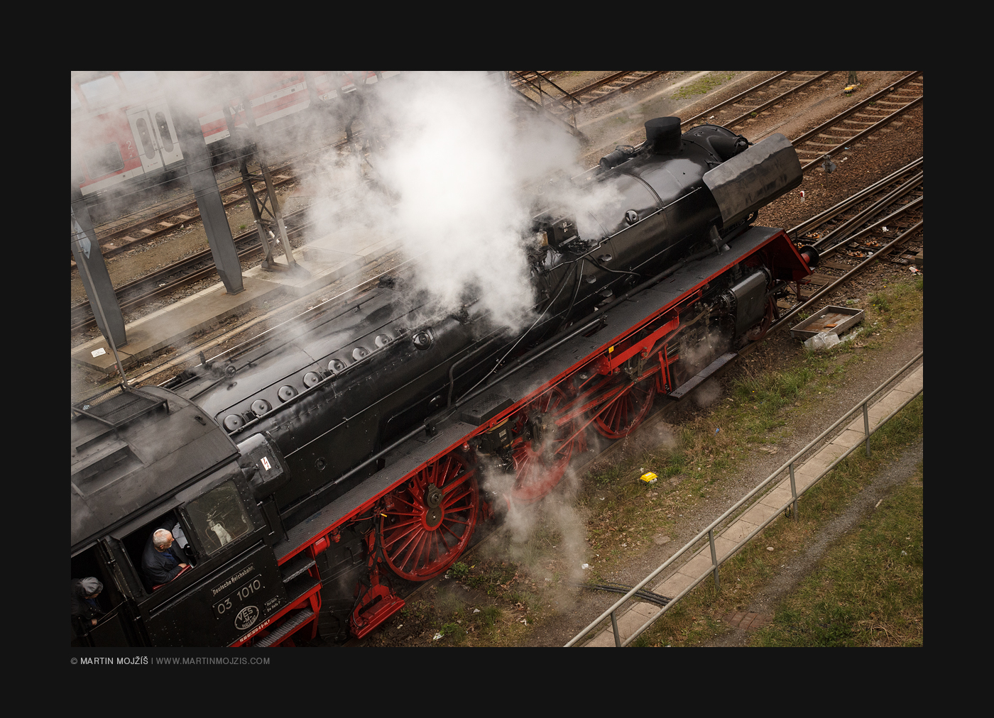 Steam jewel 03 1010 arriving to Dresden – Hauptbahnof railway station.