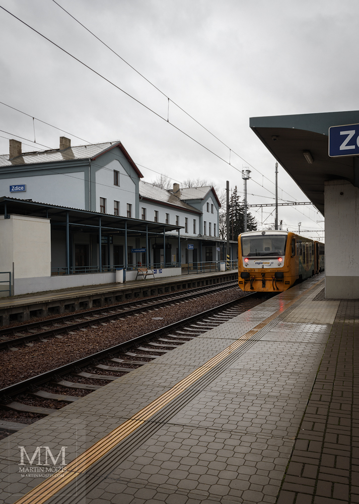 The engine train is ready to go to Lochovice. Zdice station in new.