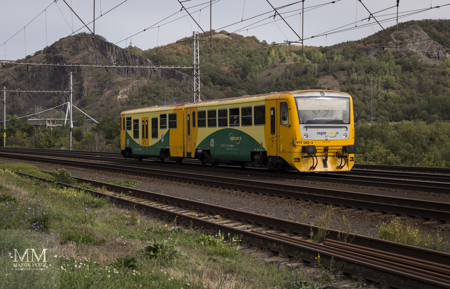 Engine train 814 082-4 Regionova České dráhy. Photographic wanderings.