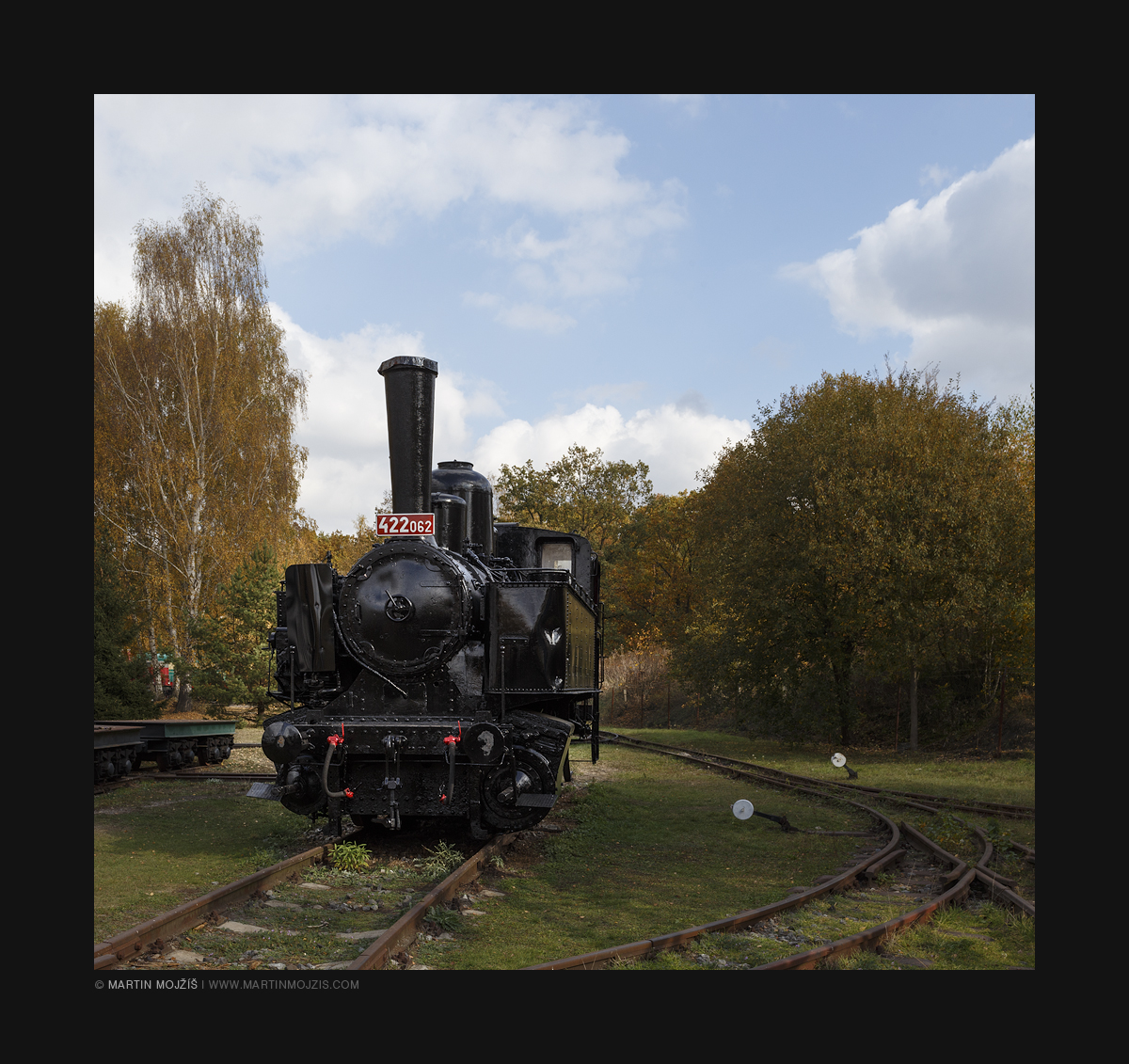 Steam locomotive 422.062.