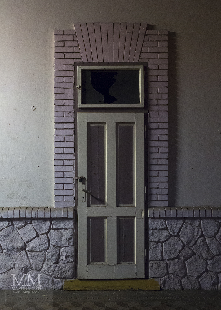 A door on the railway station.