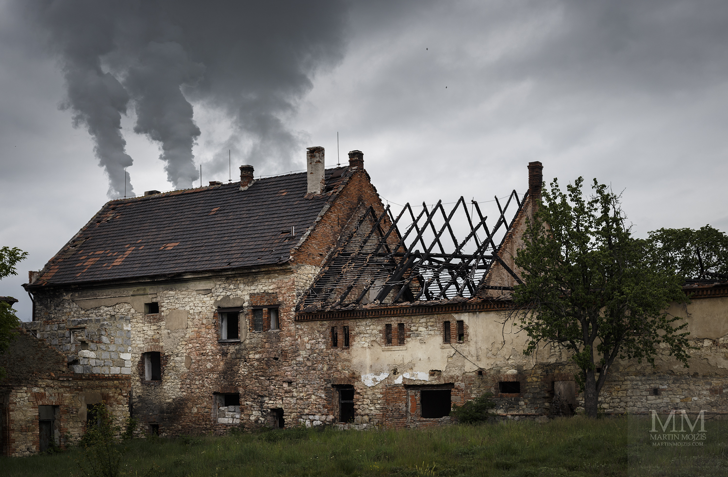 Fine Art photograph of the old house. Martin Mojzis.